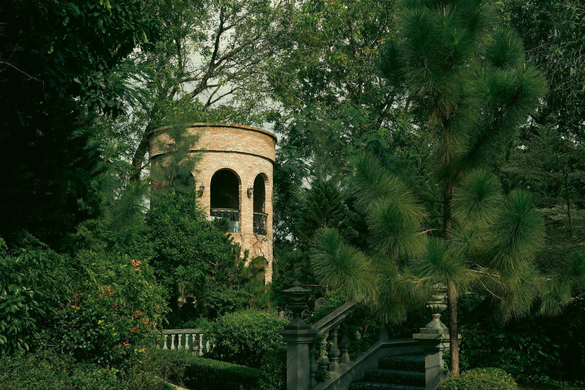 Heritage garden restoration project by Lyxdrvel